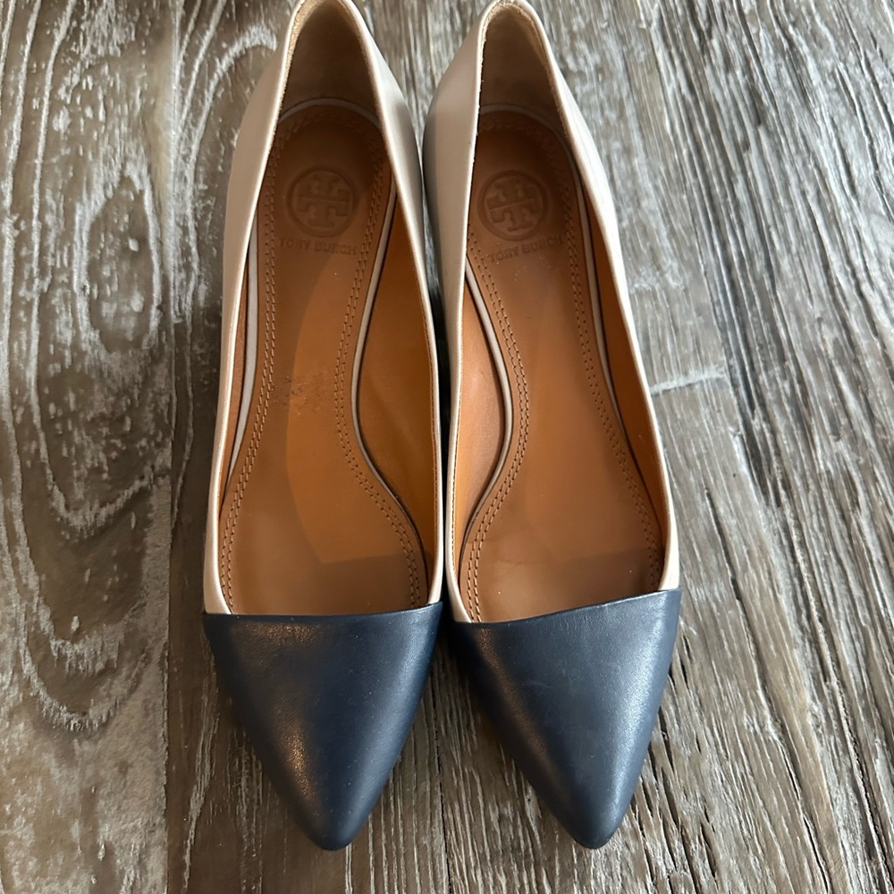 Tory Burch Blue and Cream Heels - Picture 5 of 5